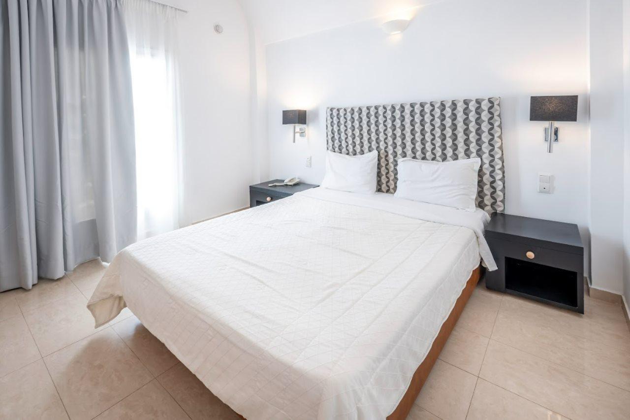 Pýrgos Orizontes Hotel Santorini מראה חיצוני תמונה